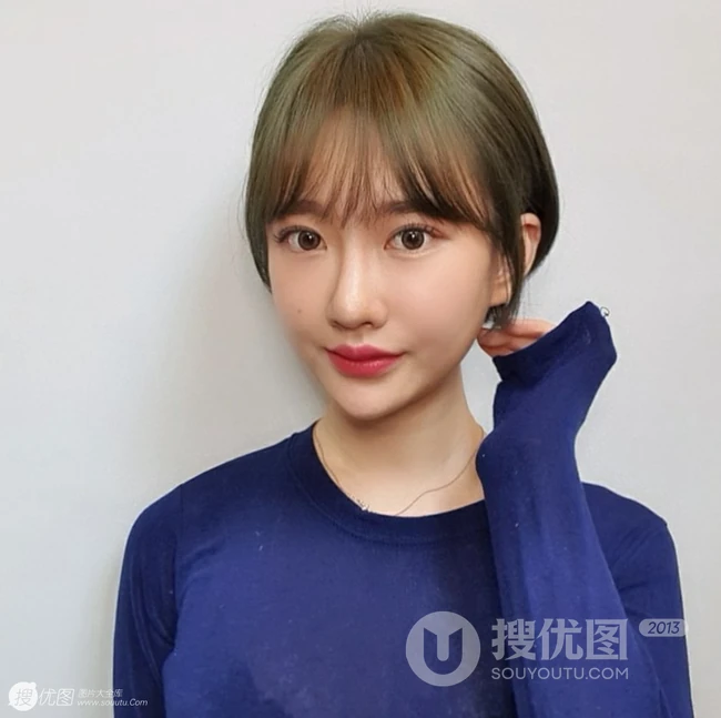 2020夏季最新款流行短发发型，一组短发女生图片参考欣赏 第8张