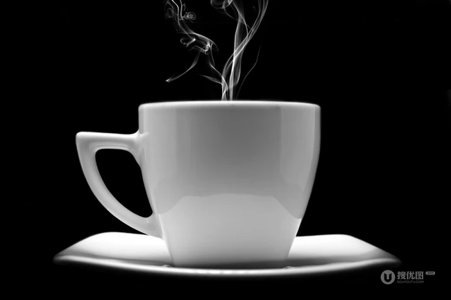 生活中常见的可爱白色陶瓷杯子图片 第1张