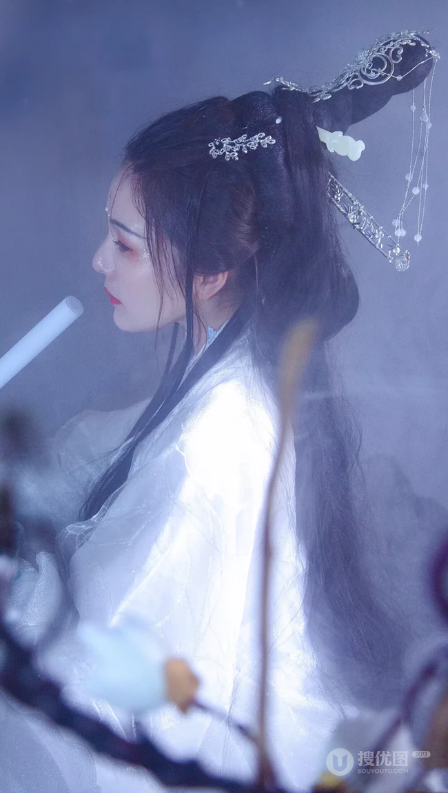 古风女生合集二，华夏古装汉服美人唯美摄影艺术图集