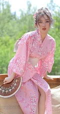 漂亮女生多套服饰清新清新私密写真图集