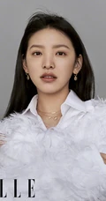 章若楠化身时尚达人多套服饰穿着登elle杂志写真图片