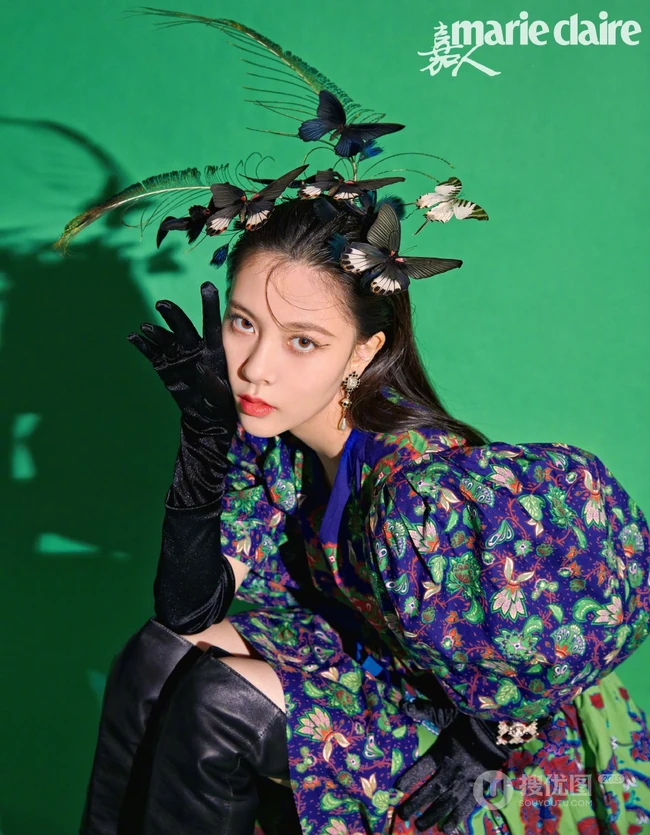宋妍霏酷而美杂志写真图片，呈现简洁利落，刚柔并济的魅力