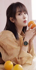 杨紫《时尚先生》温柔恬静春夏黑皮书封面写真大片