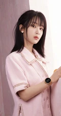 杨紫《时尚先生》温柔恬静春夏黑皮书封面写真大片