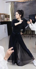 古力娜扎晒练习舞蹈时黑衣黑裙灵动优雅美美照片