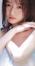 湿发女生轻纱纱裙楼梯间气质私密写真图集