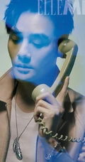 王凯手拿有线电话登《ELLEMEN》杂志帅气复古写真图片