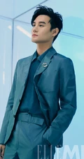 王凯手拿有线电话登《ELLEMEN》杂志帅气复古写真图片