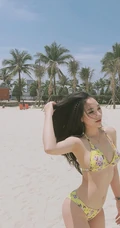 越南白皙水嫩女生妹子吸睛气质身材自拍，写真生活照气质图片