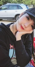 越南白皙水嫩女生妹子吸睛气质身材自拍，写真生活照气质图片
