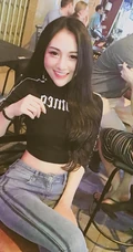 越南白皙水嫩女生妹子吸睛气质身材自拍，写真生活照气质图片