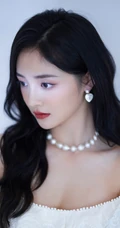 周洁琼白色礼裙长裙优雅知性高清微距写真图片