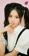 杨超越双马尾发型甜美可爱写真图片