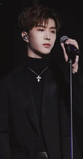 新青年晒出9位明星帅哥样片，全黑色look的9位明星帅哥，超有范