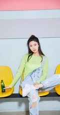 王子璇化身元气少女清新靓丽休闲装写真图片