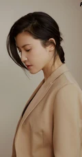 杨子姗气质短款装写真图片