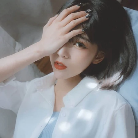 小清新短发女生头像真人图片，唯女生生写真头像套图