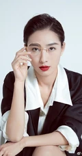 陶昕然短发发型时尚气质&ldquo;帅气&rdquo;写真