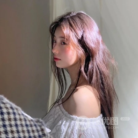 女明星裴秀智气质妩媚复古qq头像图片
