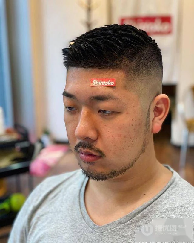男士短发发型图片，精神，好打理，好看又有型的男士发型图集 第5张