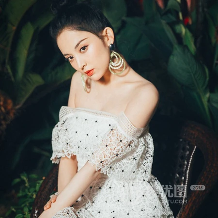 女明星古力娜扎唯美高冷头像图片