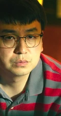 张艺谋执导《坚如磐石》发布首支预告，正式官宣主演剧照图片