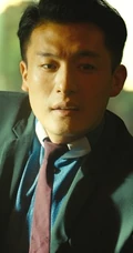 张艺谋执导《坚如磐石》发布首支预告，正式官宣主演剧照图片