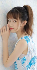 清新邻家平胸女孩蓝色印花睡衣短裤居家写真图集