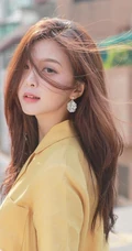 鼻头上有颗小痣的可爱女生jyong气质真实自拍，生活照写真图片