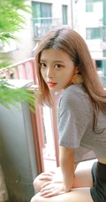 鼻头上有颗小痣的可爱女生jyong气质真实自拍，生活照写真图片