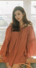 鼻头上有颗小痣的可爱女生jyong气质真实自拍，生活照写真图片