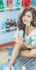 鼻头上有颗小痣的可爱女生jyong气质真实自拍，生活照写真图片