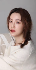 江西女明星杨懿休闲装扮元气满满高清写真