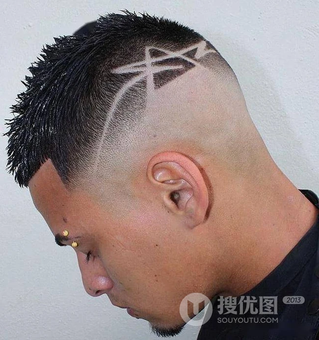 线条感十足的刻痕男发，让你回头率飙升的个性帅气男士发型图片 第11张