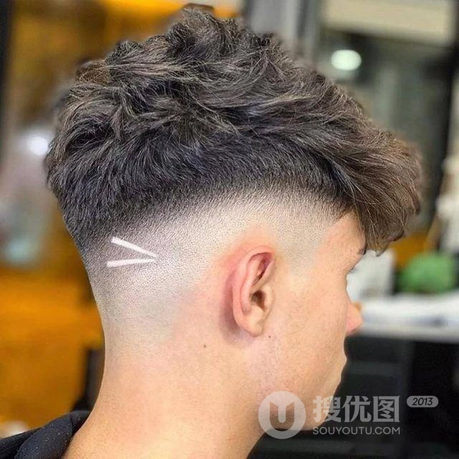 线条感十足的刻痕男发，让你回头率飙升的个性帅气男士发型图片 第4张