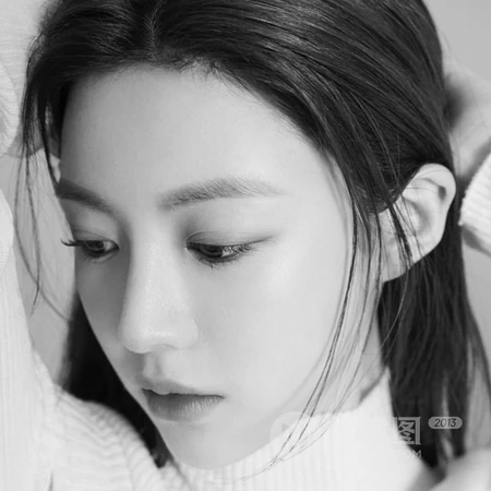 好看又漂亮的女生真人头像，韩国女生高允真高清头像
