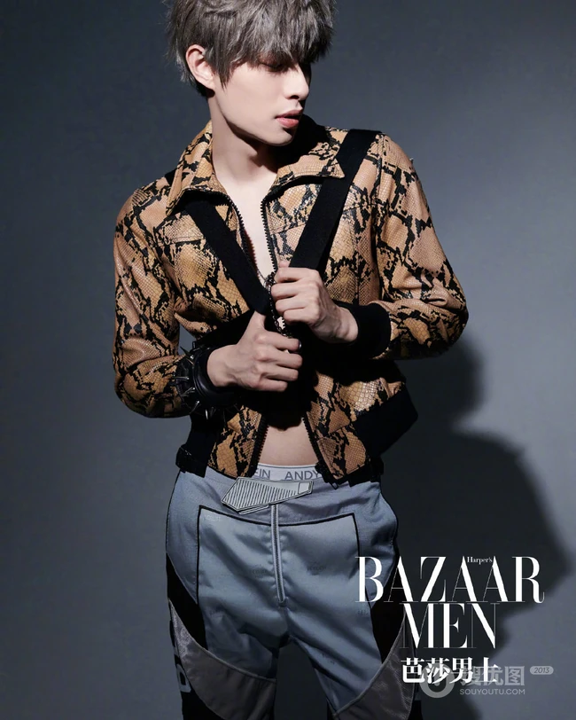 山东明星帅哥木子洋多套酷潮穿搭杂志写真图片