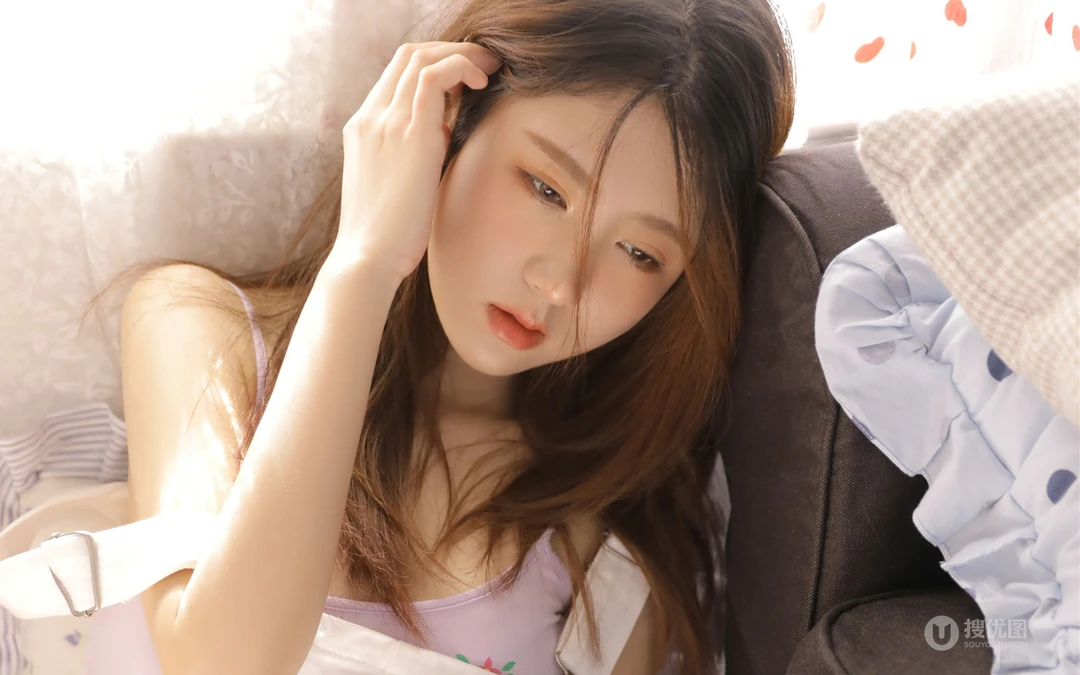 性感丰满又甜美的夏日清凉美女高清私房写真桌面壁纸
