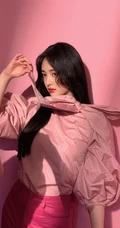 周洁琼拍摄写真花絮，多套服饰诠释甜美，清新，气质等不同风格