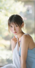 独属于夏天的气息，短发女生念雪清新气质小木屋写真美图