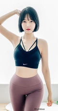 蜜桃臀妹子，清新短发韩国童颜女生佳人Rumi生活写真照图集