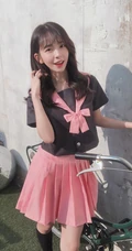 爱吃棒棒糖，泡泡糖的韩国大漂亮女生甜美可爱气质生活照图片
