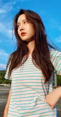 王子璇户外逆光写真美照