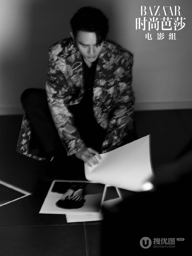 王凯变身花花公子，多套服饰造型登时尚芭莎杂志，帅气十足
