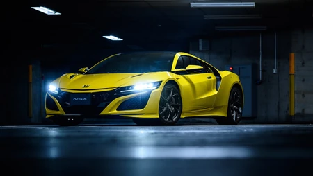 地库炫酷黄色本田跑车&ldquo;Honda NSX&rdquo;高清壁纸