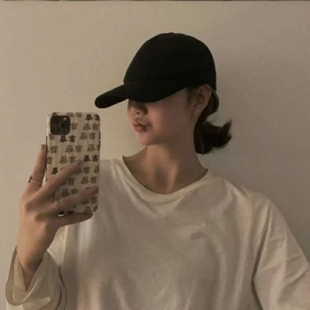 情侣头像真人一人一半，喜欢彰显个性 霸气，超拽情侣头像的速来收藏！