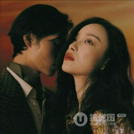 浪漫的电影片段，港式的复古风格，情侣头像真人一人一半配对图片