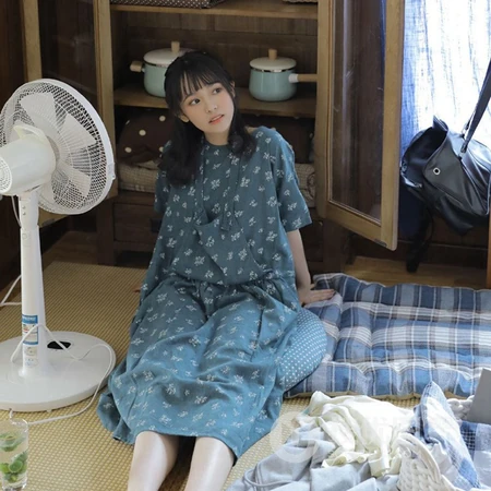 治愈系女生头像 可爱小清新可爱女生居家室内套图头像图片