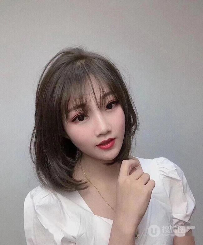 时髦感倍增的发尾烫，适合中长发女生的发尾烫 烫发女生图片集 第13张