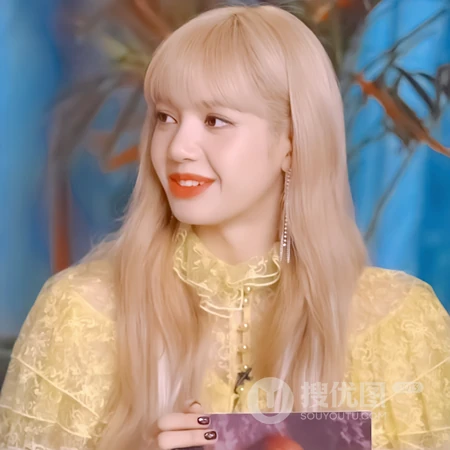 女生Lisa头像，Lisa撒娇表情包头像图片